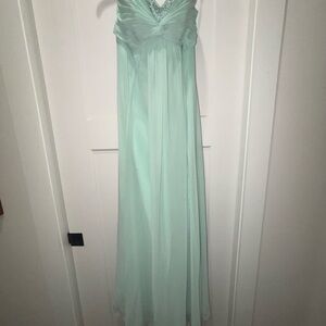 Elegant Mint Green Evening Gown